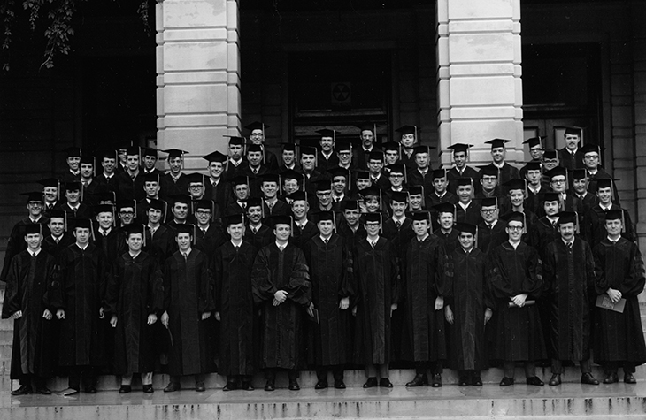 1970 Physician Alumni Class Photo